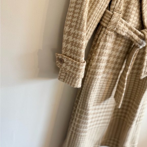 Vintage J. Crew Houndstooth long Wool Coat Tan Cream Size 4 P Checkered belted - Picture 4 of 16